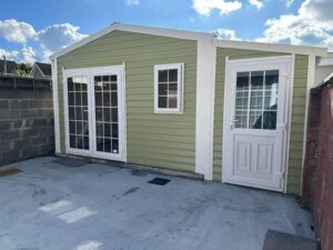 picture of garden room by Urban Garden Sheds